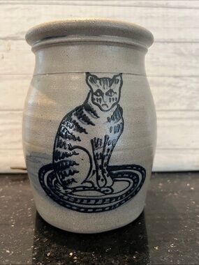 Vintage Rowe Pottery Works Cambridge Wisconsin 1992 Cat Utensil/Flower Jar